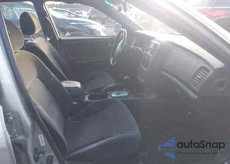 2004 Hyundai Sonata z USA, uszkodzony, nr VIN KMHWF25S84A093134